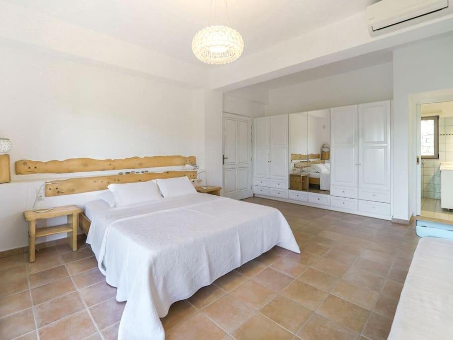 Holiday Villa Aspruga Private Pool, Absolutely Quiet, Secluded Location Pitsidia Exterior foto